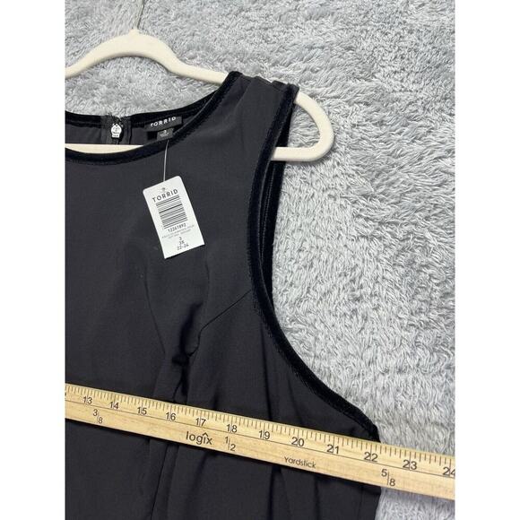 NWT TORRID Women’s 3X Black Crepe Velvet Trim Asymmetrical Peplum Sleeveless Top - Picture 5 of 10